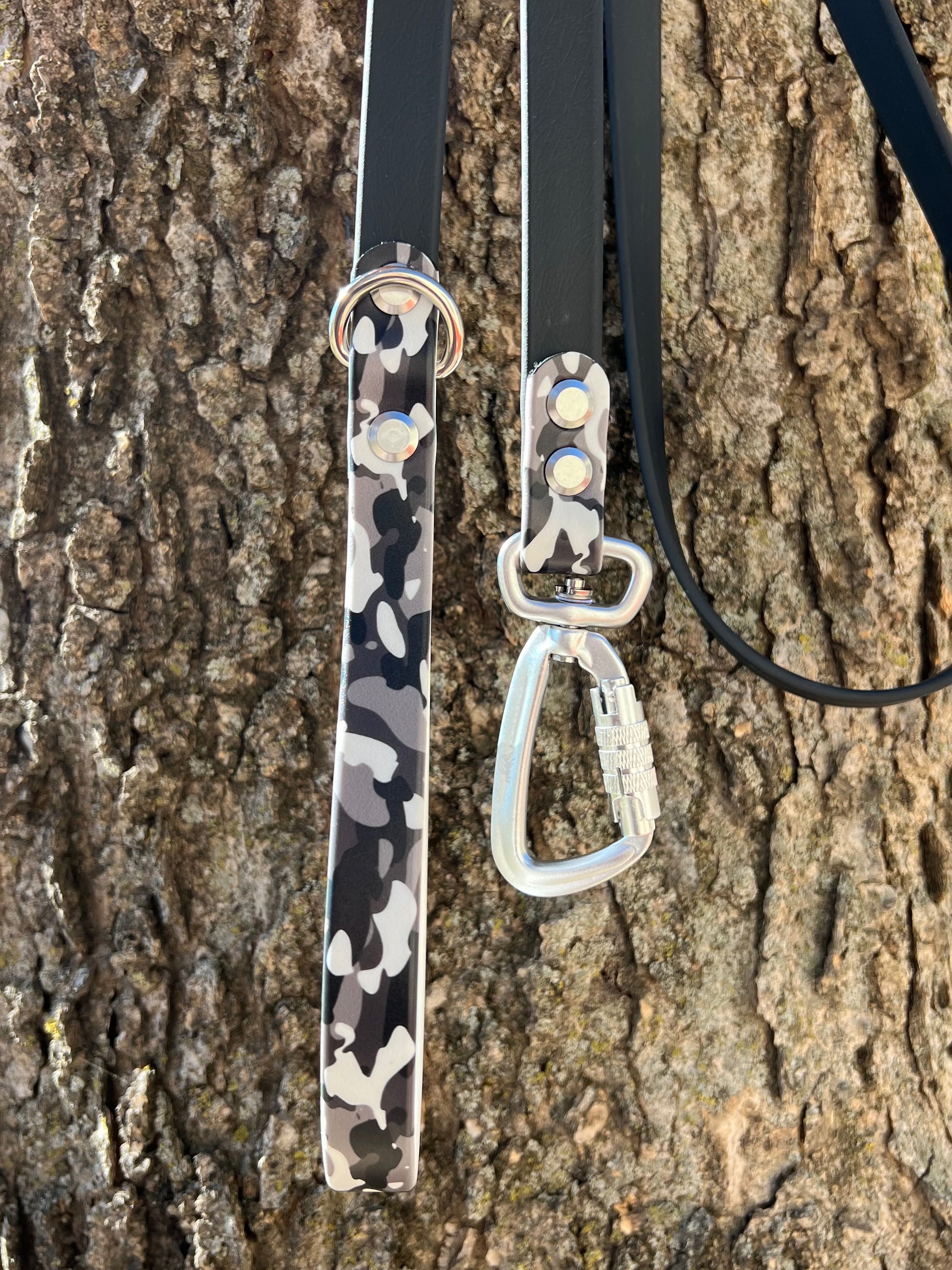 Phantom Camo Leash